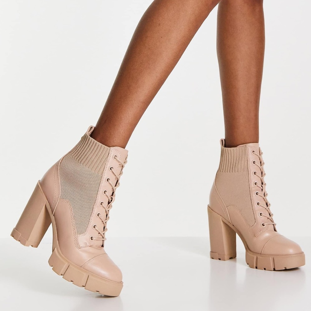 NWT/NIB- ALDO- SZ 10US- REBEL LACE-UP HEELED BOOTS in BONE KNIT - Picture 4 of 5